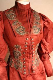 1890-embroidered-jacket-dracula-is-set-in-the-1890s